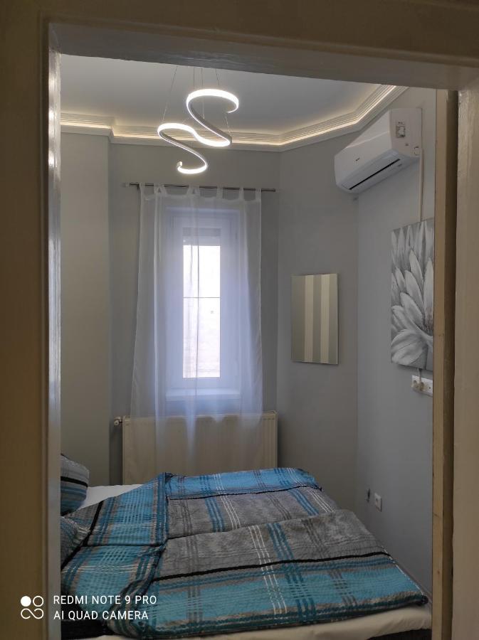 Anna Apartmanok Pecs Bagian luar foto
